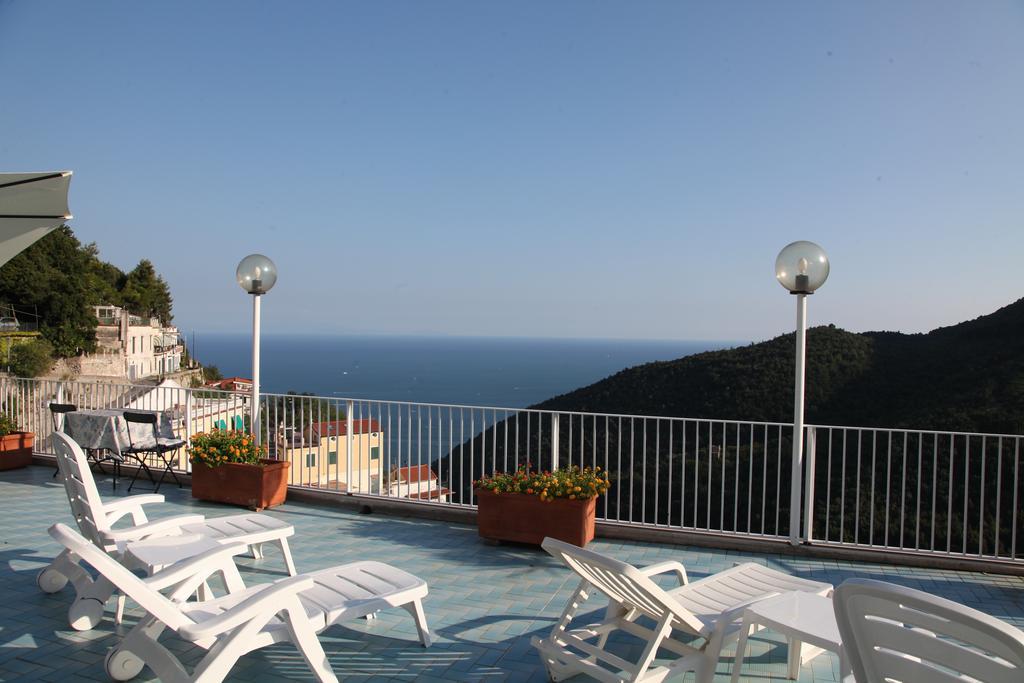 Bed and Breakfast Le Terrazze Di Cristina Виетри Экстерьер фото