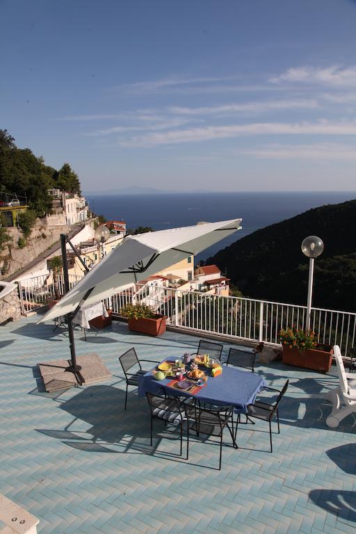 Bed and Breakfast Le Terrazze Di Cristina Виетри Экстерьер фото