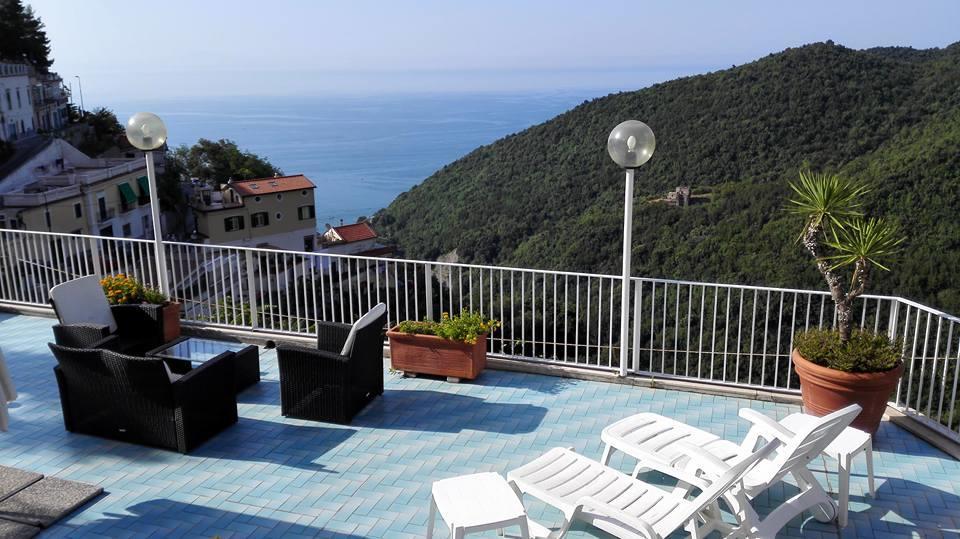 Bed and Breakfast Le Terrazze Di Cristina Виетри Экстерьер фото