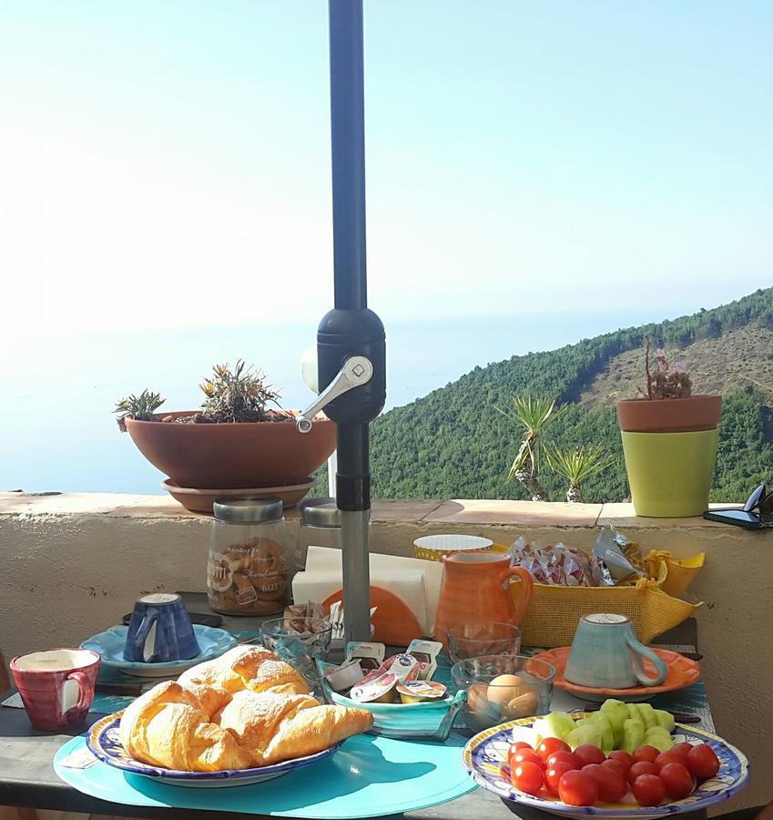 Bed and Breakfast Le Terrazze Di Cristina Виетри Экстерьер фото